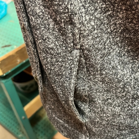 Women’s,  Tommy Hilfiger jacket, size medium, gray - Picture 4 of 6